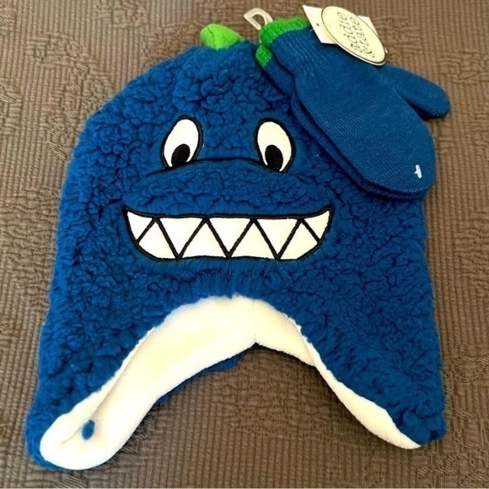 𝅺kids Monster Soft Hat and Gloves